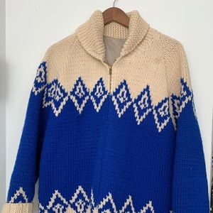 Vintage thick knit blue and white jacket